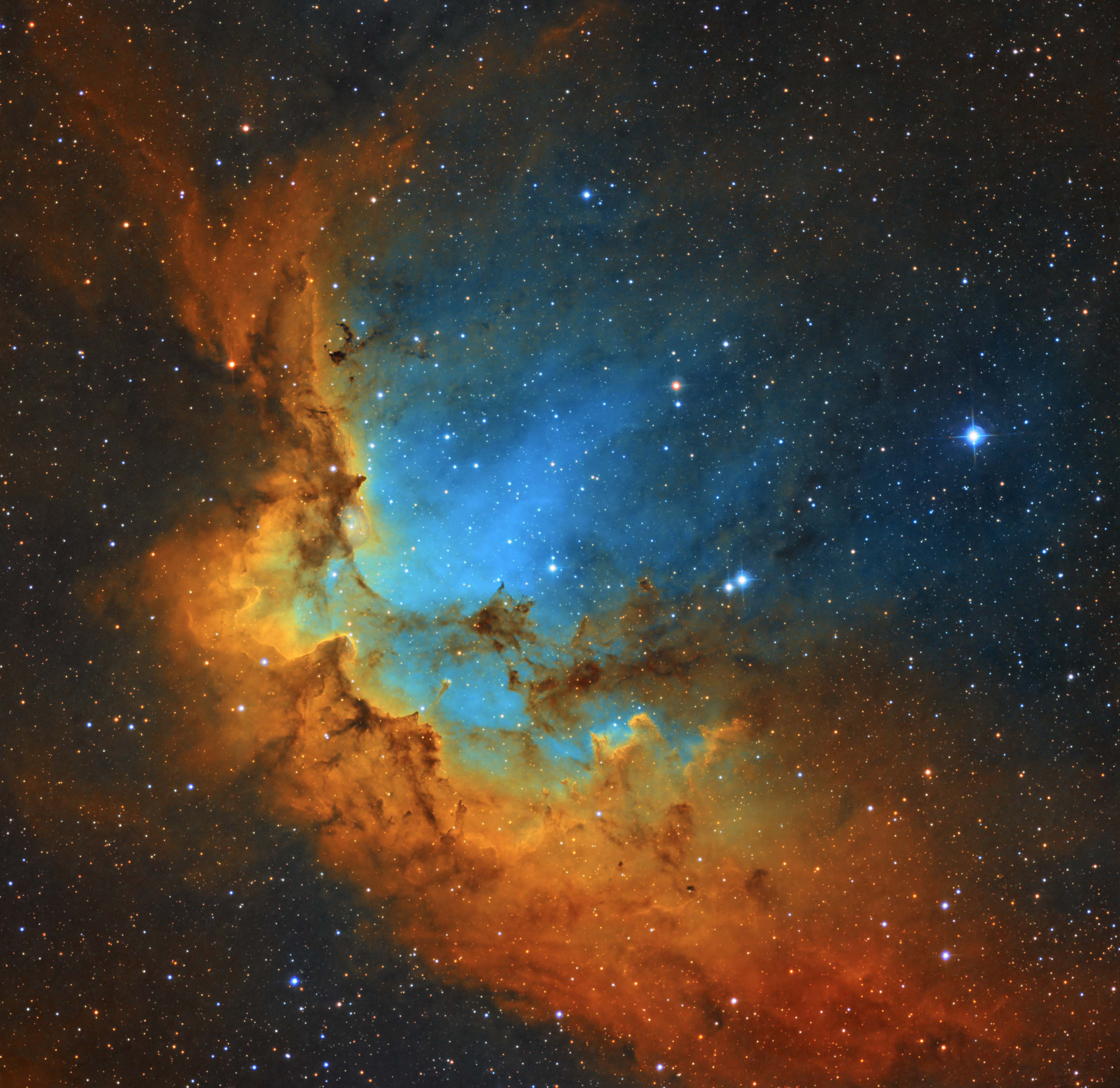 3 Stunden Ha mit Planewave CDK als Luminanz. Farbe 19 Stunden mit 8 Zoll Newton